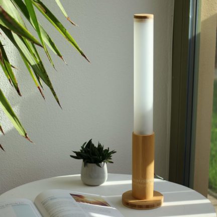Vollspektrum Tageslichtlampe aus Bambus Holz, 550 Lumen, CCT, Sunlike LED, Lanama